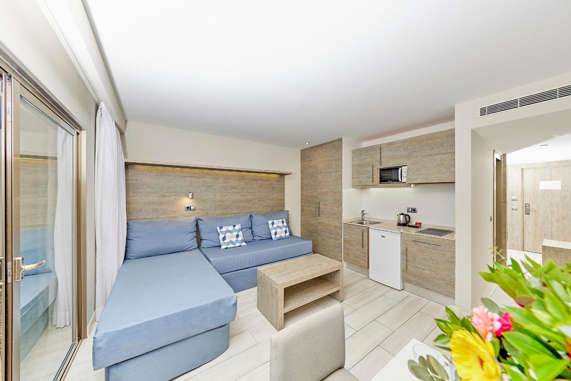 Leonardo Royal Hotel Mallorca Palmanova Bay Exterior photo
